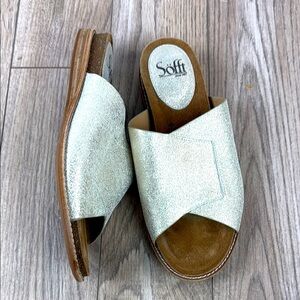 Sofft gold slide sandals 9